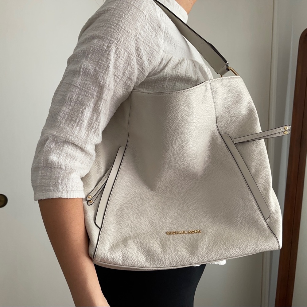 Michael Kors Handbag/Purse